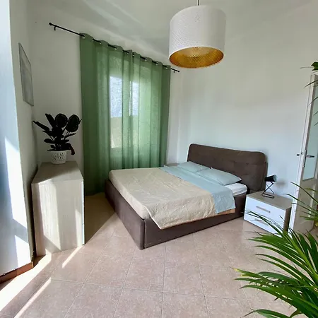 Apartment With Partial View On *